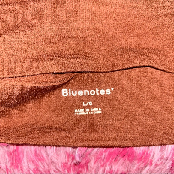 Bluenotes Rust Ribbed Top - Picture 3 of 3